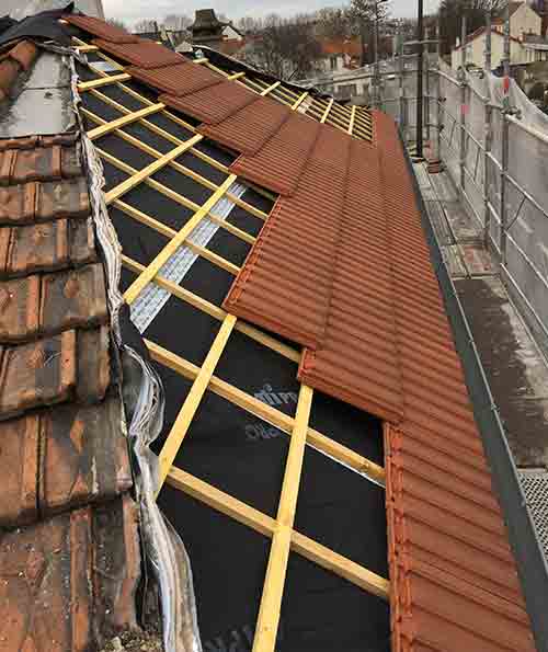 Pose de couverture en tuiles, ardoises et zinc à Bourg La Reine dans les Hauts de Seine 92