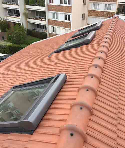 Pose de fenêtres de toit Velux à Bourg La Reine dans les Hauts de Seine 92